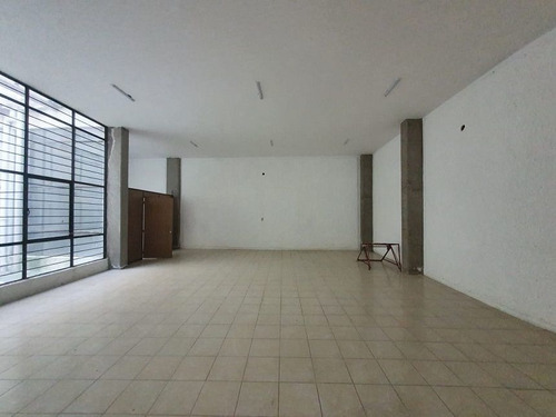 Imagen 6 de 8 de Bodega En Alcaldía Benito Juárez A Una Calle De Tlalpan.