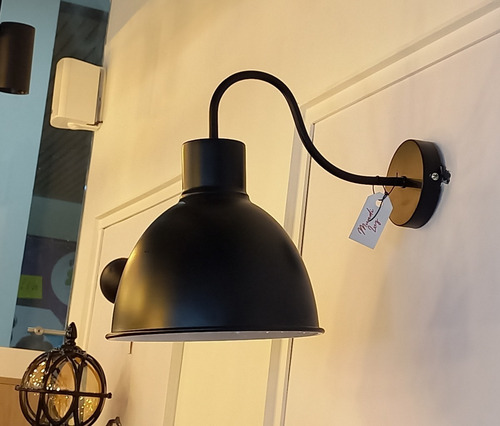 Imagen 3 de 6 de Lampara Aplique De Pared Vintage Tipo Campana Negra.