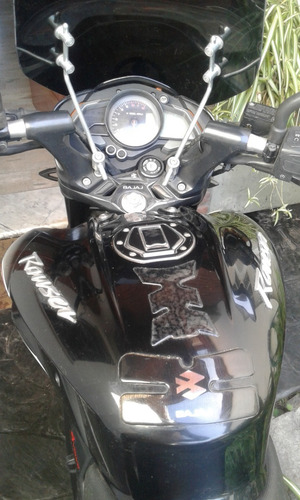 Moto Rouser 200