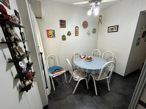 Departamento 4 Amb En Flores Excelente Ubicacion