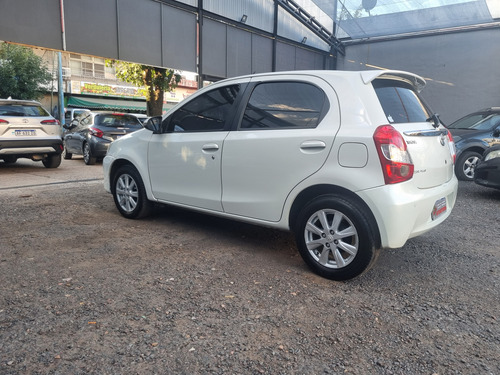 Toyota Etios 1.5 Xls