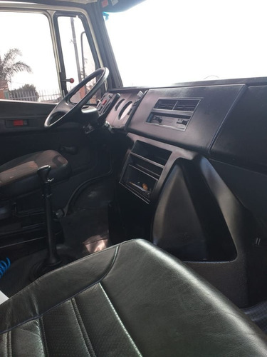 Mercedes Benz 1630