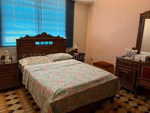 Imagen 8 de 30 de Gustavo Zavala Rentahouse 22-21047