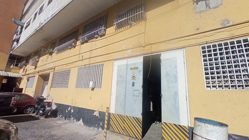 Local Comercial En Venta, San Bernardino