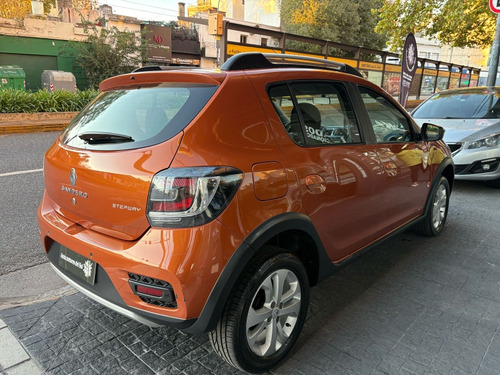 Renault Sandero Stepway 1.6 Privilege 105cv