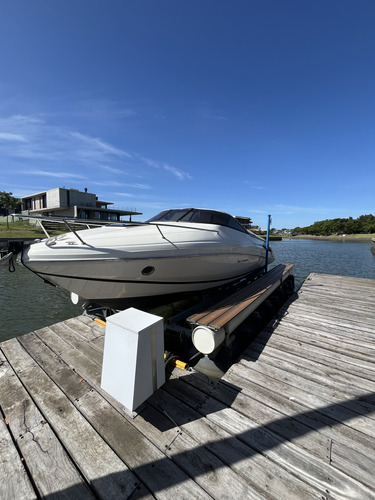 Lancha Custon 25. Con Evinrude Etec G2 200 Hp