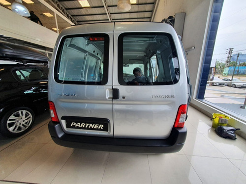 Imagen 18 de 25 de Peugeot Partner Furgon Confort 1.6 115cv Nafta Stock Ld