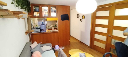 Piso 1, Metro, Excelente Ubicacion, 1d+1b+bod (98122)