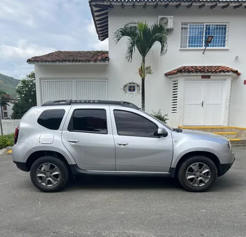 Renault Duster Intens MT 2000CC 4x4