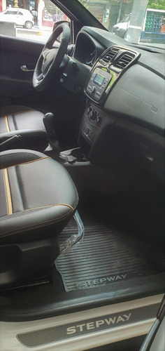 Imagen 10 de 17 de Renault Sandero Stepway Intense Mt 1.6 En Stock J