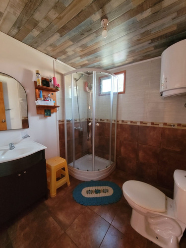 Cabaña Con Piscina Climatizada En Playa Verde (piriapolis)
