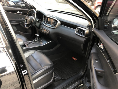 Imagen 13 de 15 de Kia Sorento 4x4 Crdi Premium