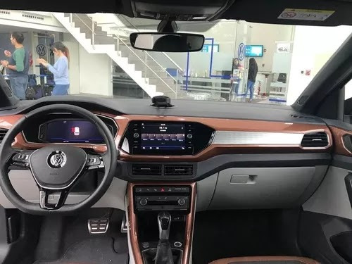 Imagen 12 de 16 de Volkswagen T-cross 1.0 Tsi Highline At 3
