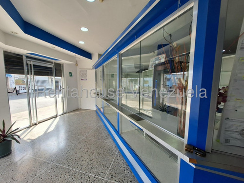 Local En Alquiler Calle 10 De Diciembre Maracay 25-15766 Jecg