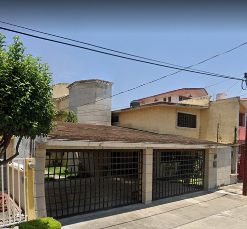 Casa En Venta En Bosques De Chihuahua Remate Bancario Ec