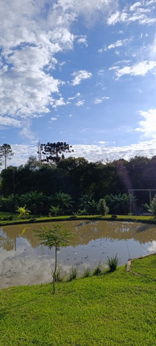 Linda Chácara Com Excelente Localização