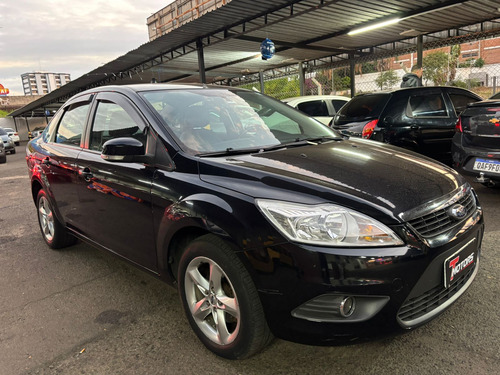 Ford Focus Sedan GL 1.6 16V (Flex)
