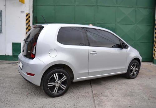 Volkswagen Up! 2018 1.0 Black Up! 75cv 3 P