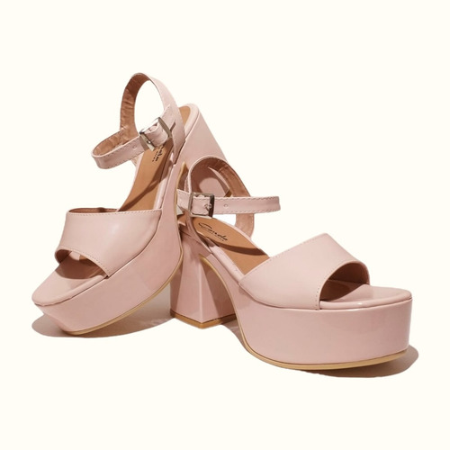 Imagen 1 de 5 de Sandalias Mara Charol Nude