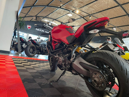 Imagen 6 de 7 de Ducati Monster 1200 Hilton Motors Co.
