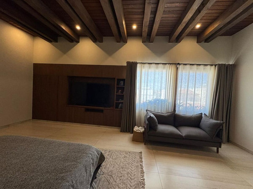 Casa De Lujo En Venta En Misión San Jerónimo. 12