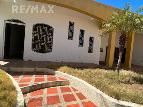 Re/max 2mil Vende Casa En Jorge Coll, Municipio Maneiro. Isla De Margarita, Estado Nueva Esparta 