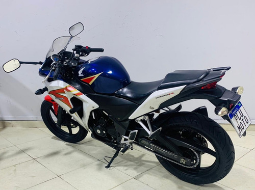 Imagem 4 de 6 de Honda Cbr 250