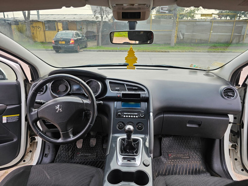 Peugeot 3008 Confort 1.6 Vti 120Hp