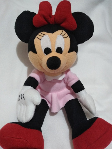 Minnie Peluche