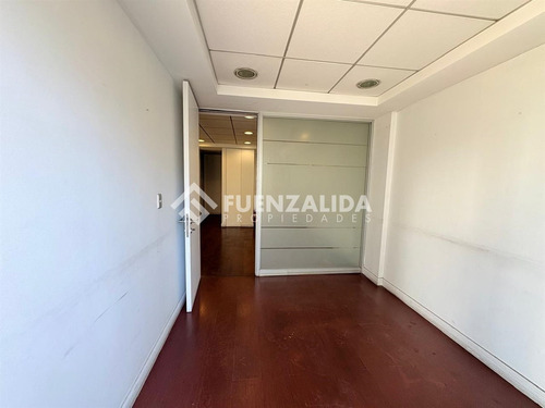 Luminosa Oficina En Venta A Pasos De Metro Escuela Militar