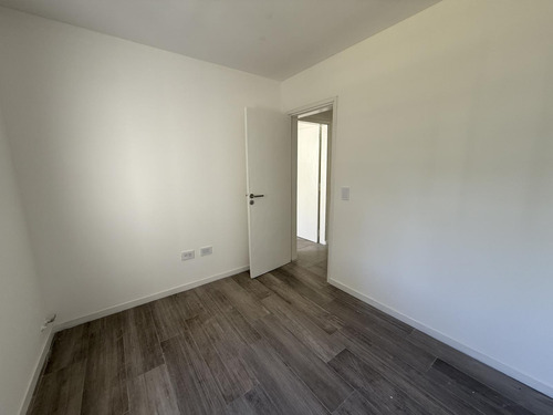 Casa En Venta En City Bell