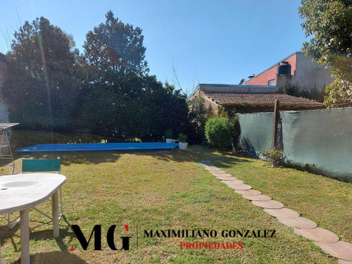 Casa En Venta, 5 Ambientes - El Trébol