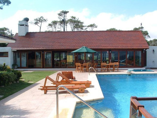 Imagen 10 de 30 de Venta De Casa De 4 Dormitorios En La Mansa, 7000 M2 De Terreno