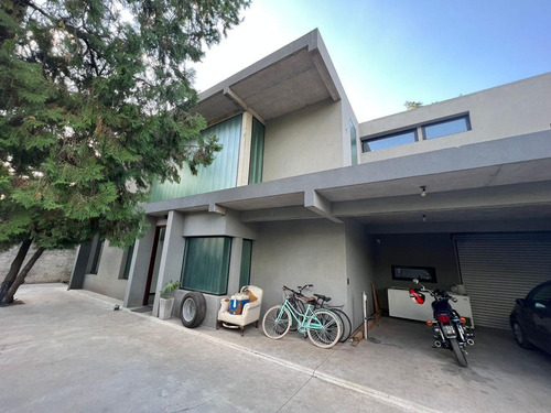Imagen 3 de 20 de Casa - Barrio Parque Leloir
