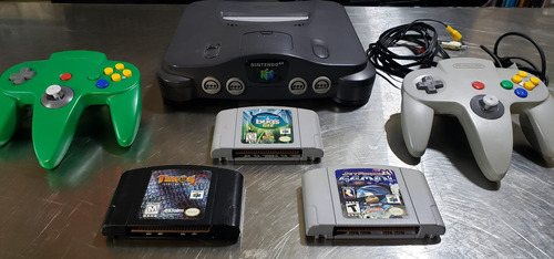 Nintendo 64 + 3 Juegos,2 Joysting Y Sus Cables.listo Y Jugar