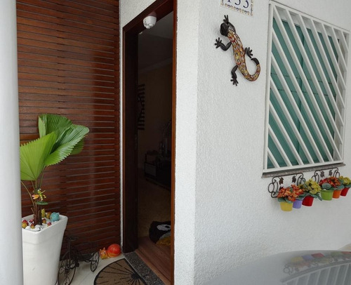 Imagem 9 de 21 de Oportunidade !!! Excelente Sobrado 3 Dorms (1 Suíte), 2 Vagas De Garagem, 2 Banheiros, 1 Lavabo. Proximo A 4 Estações Do Metro: 1 Km Metro Sta. Cruz, 1,8 Km Metro Santos Imigrantes - 484 - 2691640