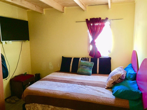 Casa En Venta De 3 Dorm. En La Florida