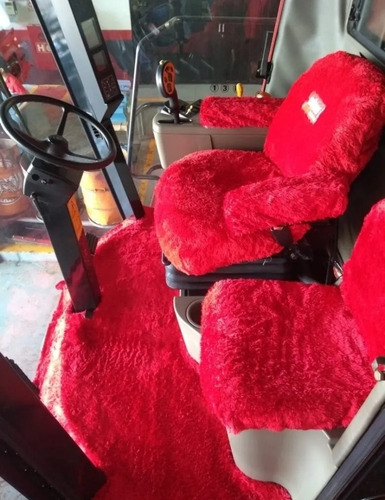 Imagen 5 de 10 de Tapizado Maquinarias Agrícolas Y Vial (tractor, Cosechadora)