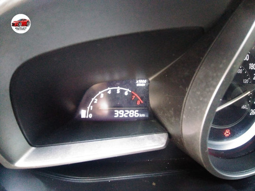 Imagen 7 de 15 de Mazda 3 Touring 2015