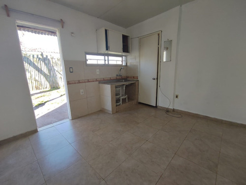 Imagen 8 de 12 de Alquiler Casa 1 Dormitorio - Colonia Nicolich