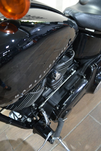 Harley Davidson Blackline 1690cc Una Softail Diferente