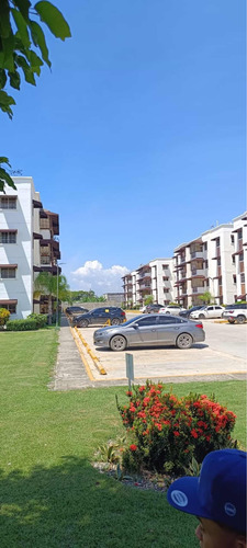 Apartamento En San Isidro Residencial Palmera Real