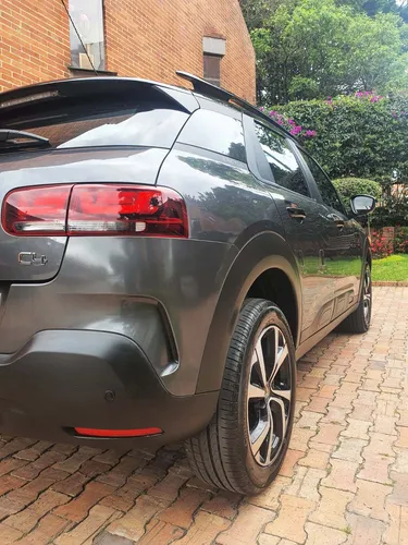 Citroën C4 Cactus 1.6 Shine Turbo Aut