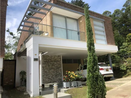 Casa En El Poblado San Lucas