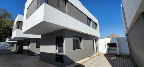 Duplex A Estrenar En Saldan