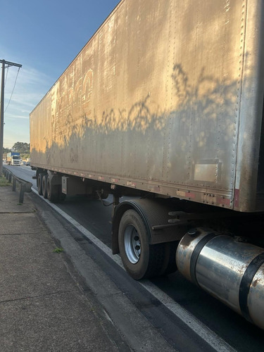 Carreta Bau Rodoviaria 3 Eixos