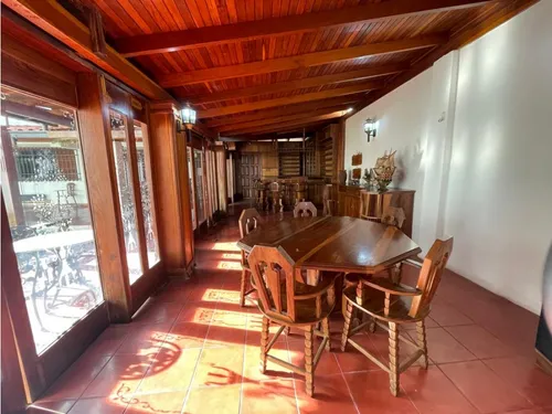 Casa En Cumbre De Curumo