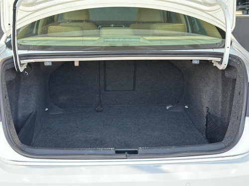 Volkswagen Jetta 2.0 Tsi Highline 4p
