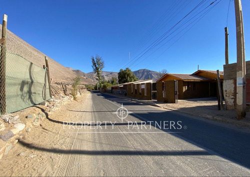 Casa Nueva En Pueblo Diaguitas, Valle Del Elqui 