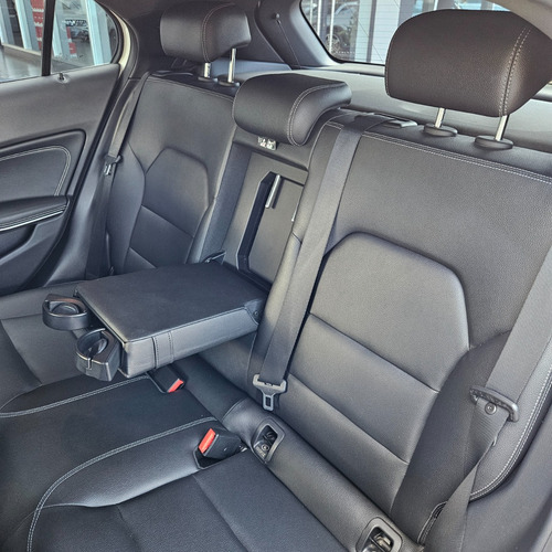 Mercedes-Benz Clase GLA 1.6 Gla200 Urban 156cv